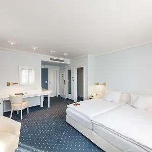 4* Hotel Post